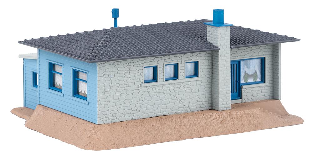 134104 Bungalow Country Road 4