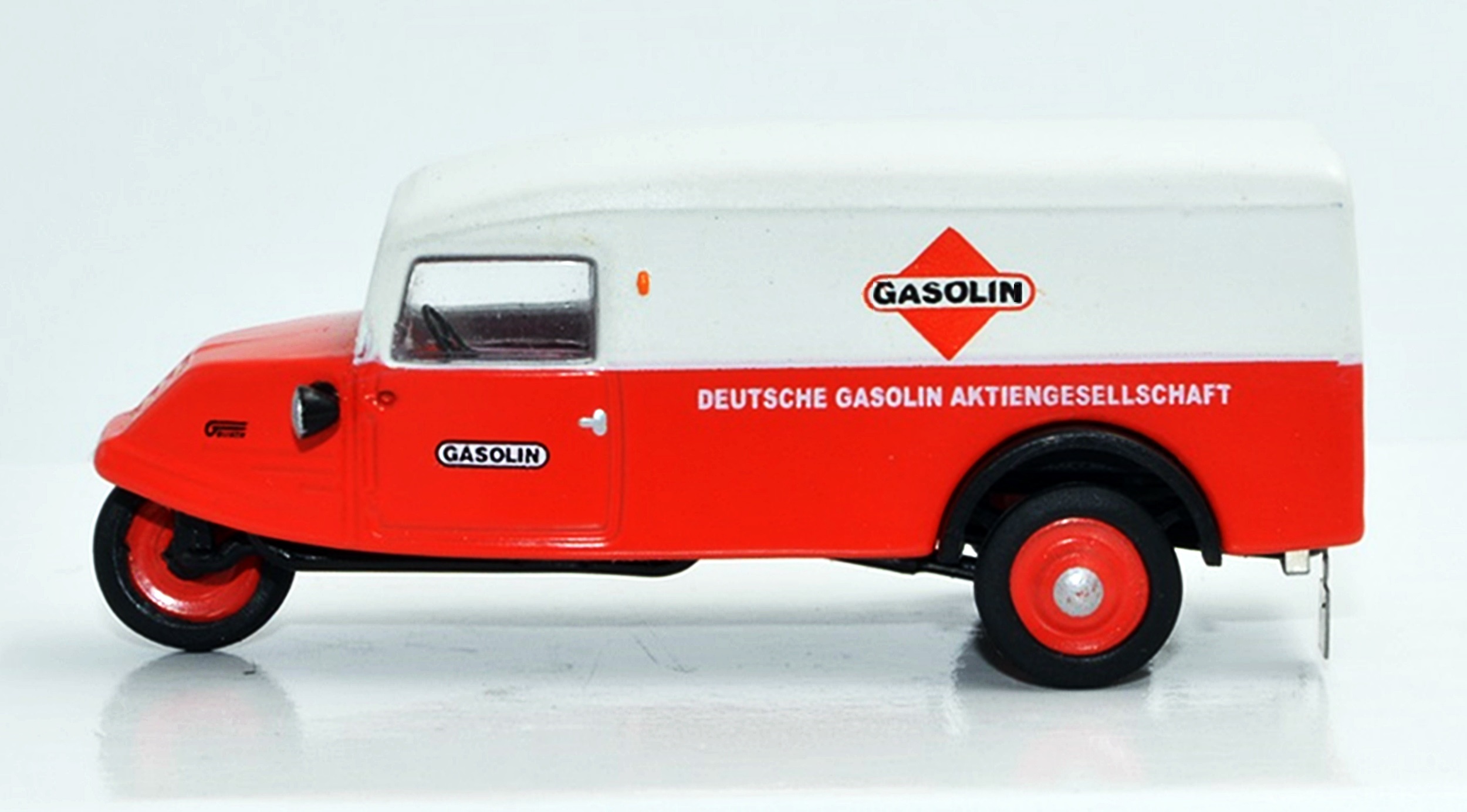 NA88169 Goliath GD 750 Deutsche Gasolin