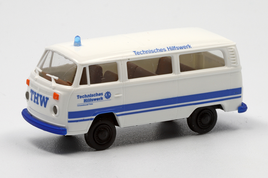 933047 VW T2b Bus THW OV Trier Führungskraftwag