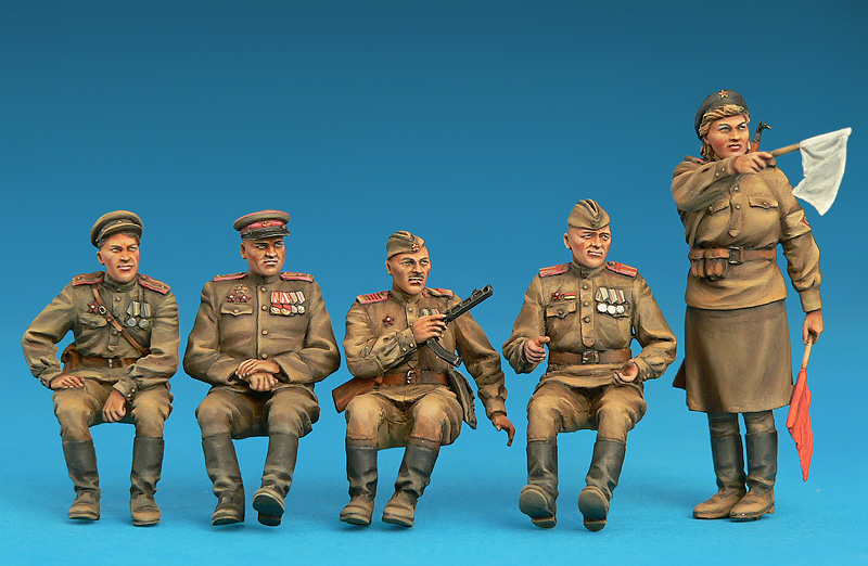 35313 Soviet Jeep Crew. Special Edition