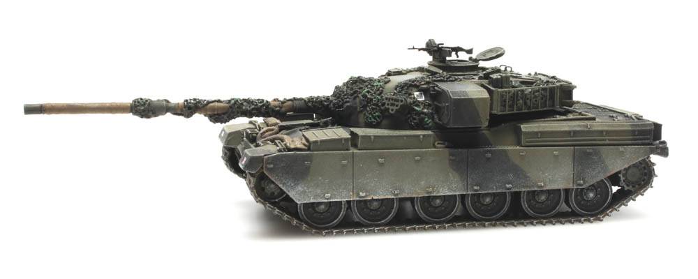 6870144 UK Chieftain Mk5 combat ready