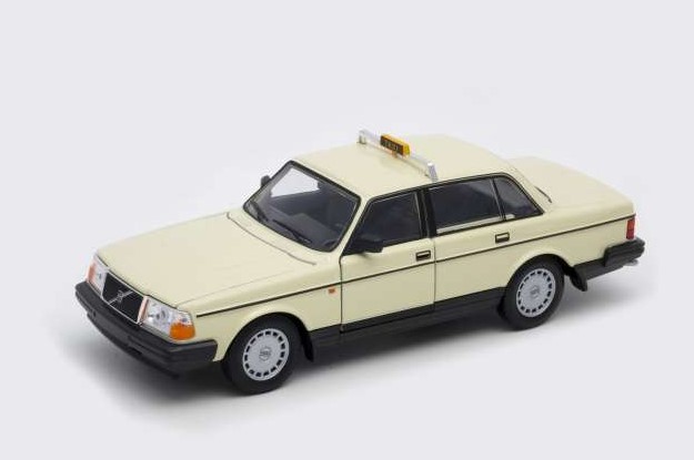 WEL24102TX-W Volvo 240 GL Lim. Taxi beige