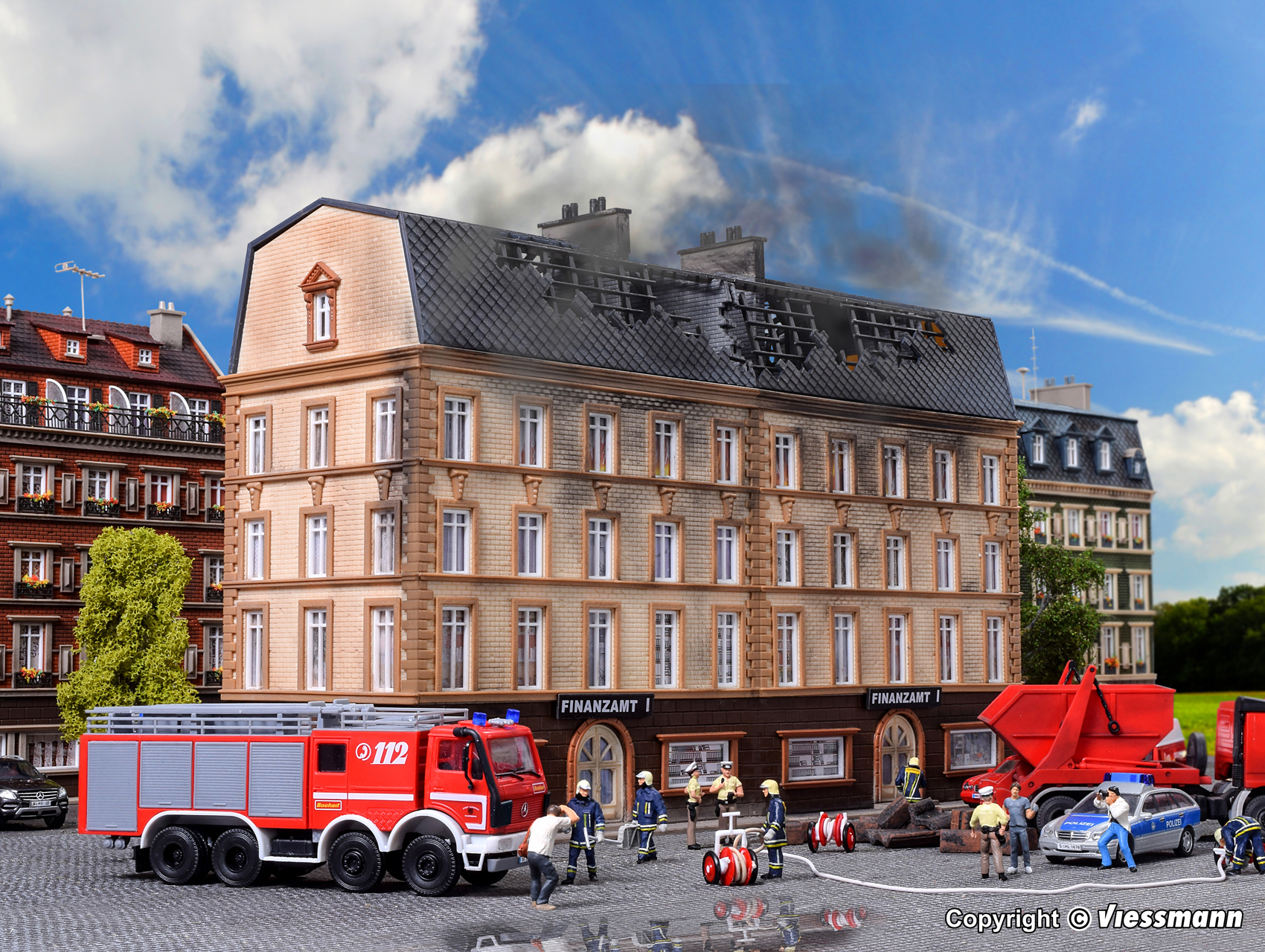 43785 Brennendes Finanzamt
