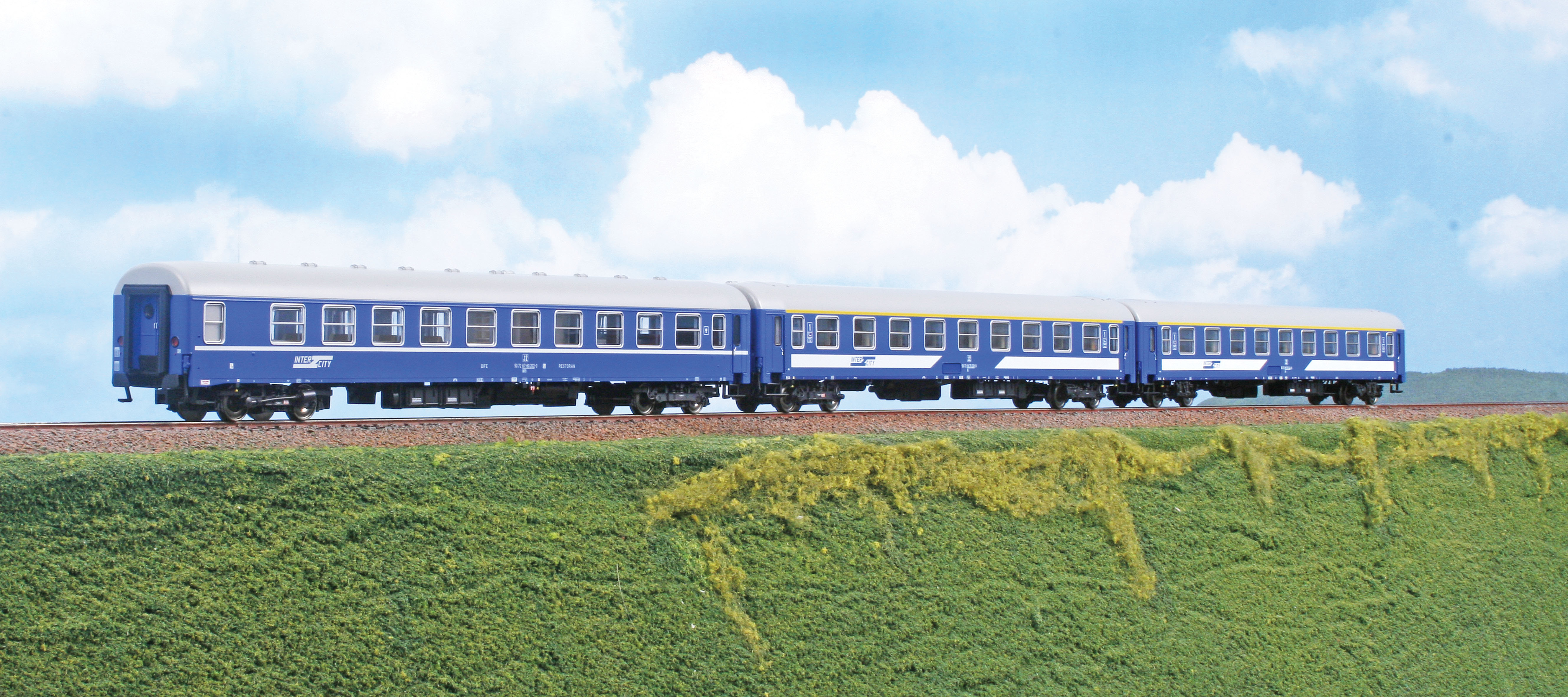 ACME 55354 JZ IC Sava Reiszugwagen-Set 3-tlg Ep.5