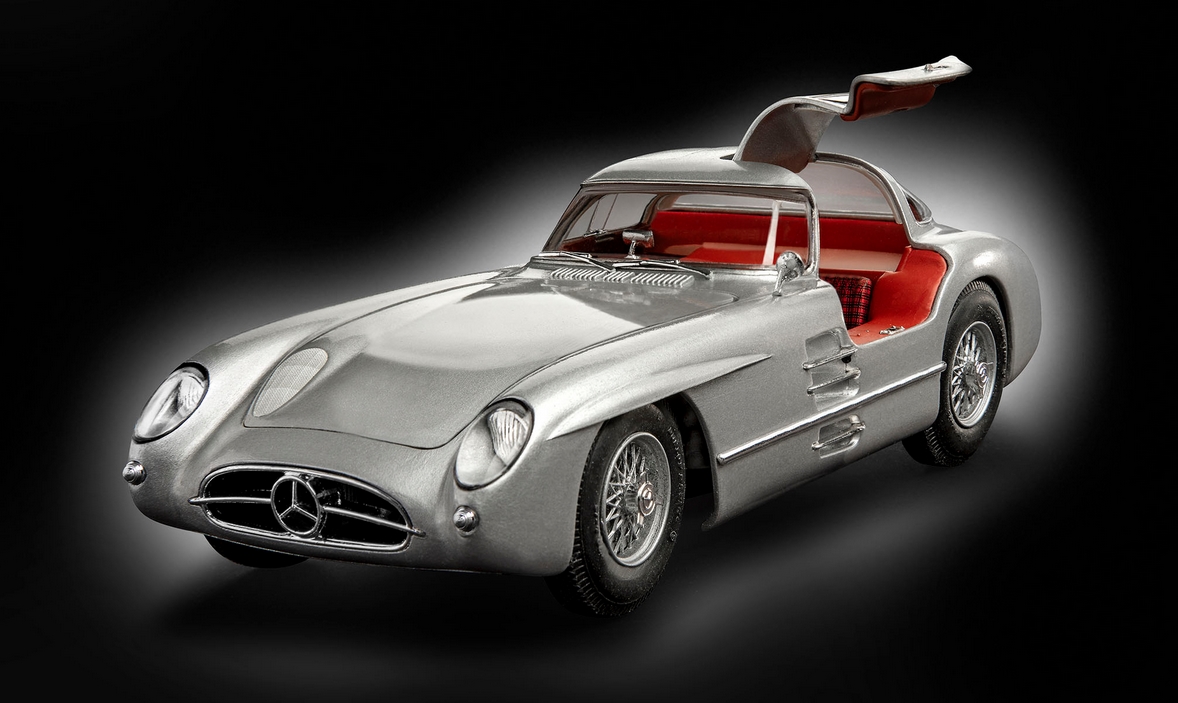 Revell 05633 MB 300 SLR - 70 Years of Uhlenhaut Coupe