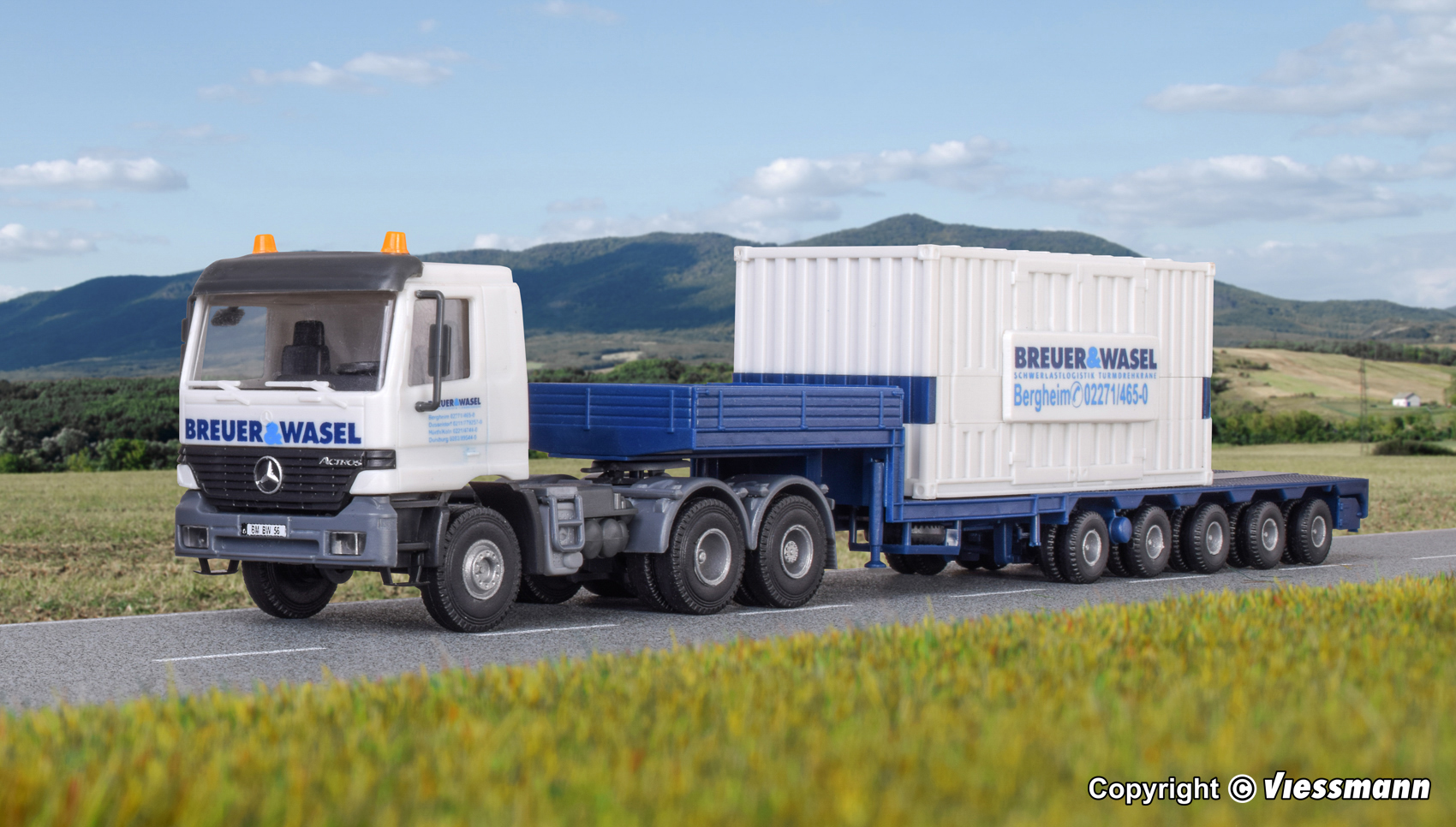 13057 H0 MB ACTROS Begleittransp.