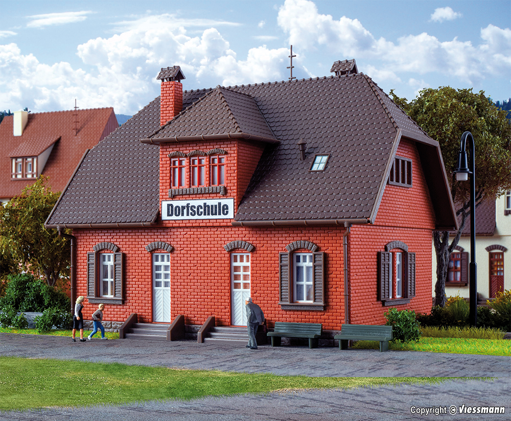 43570 Kleine Dorfschule