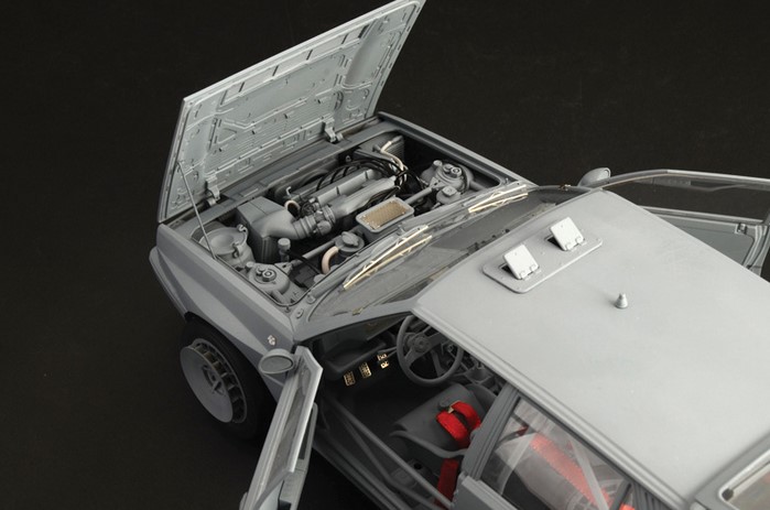 Italeri 4709 Lancia Delta HF Integrale 16V