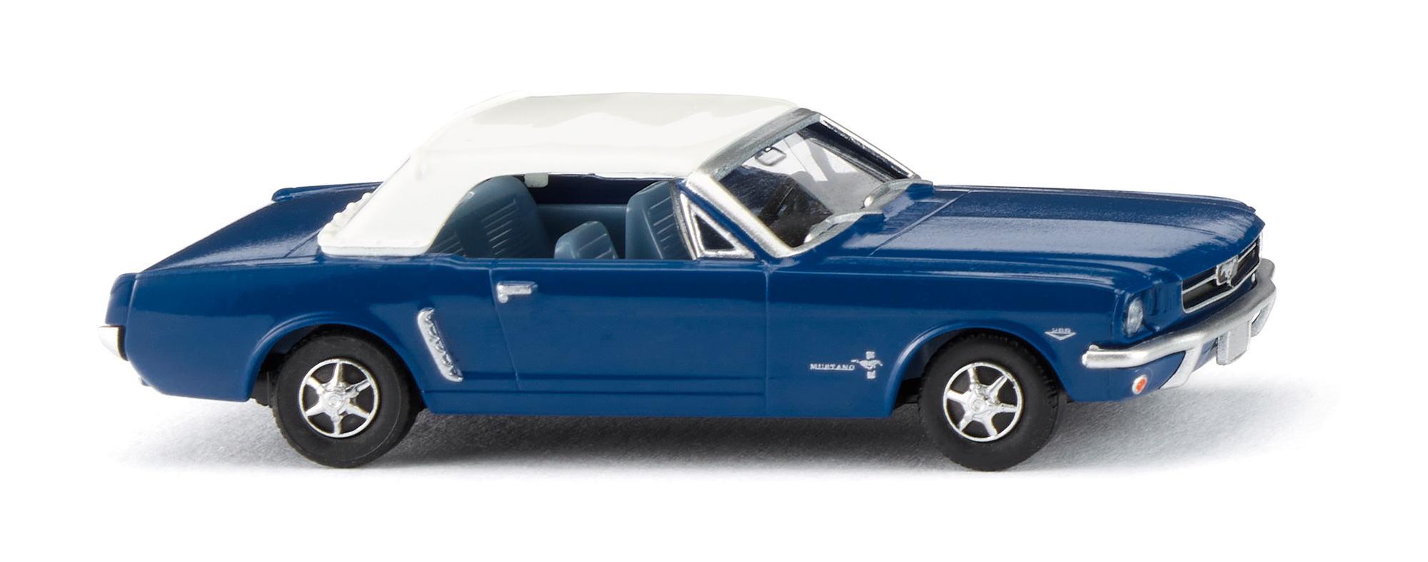 020546 ´65 Ford Mustang m.Softtop enzianblau