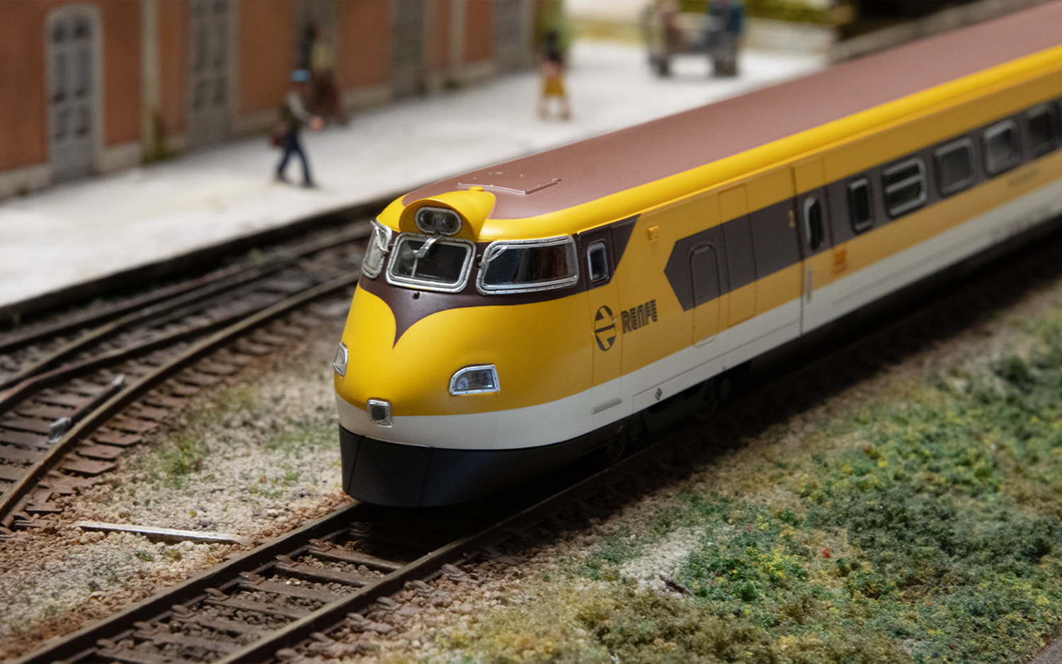 HE2015 RENFE, Hochgeschwindigkeits-Neigezug Rh