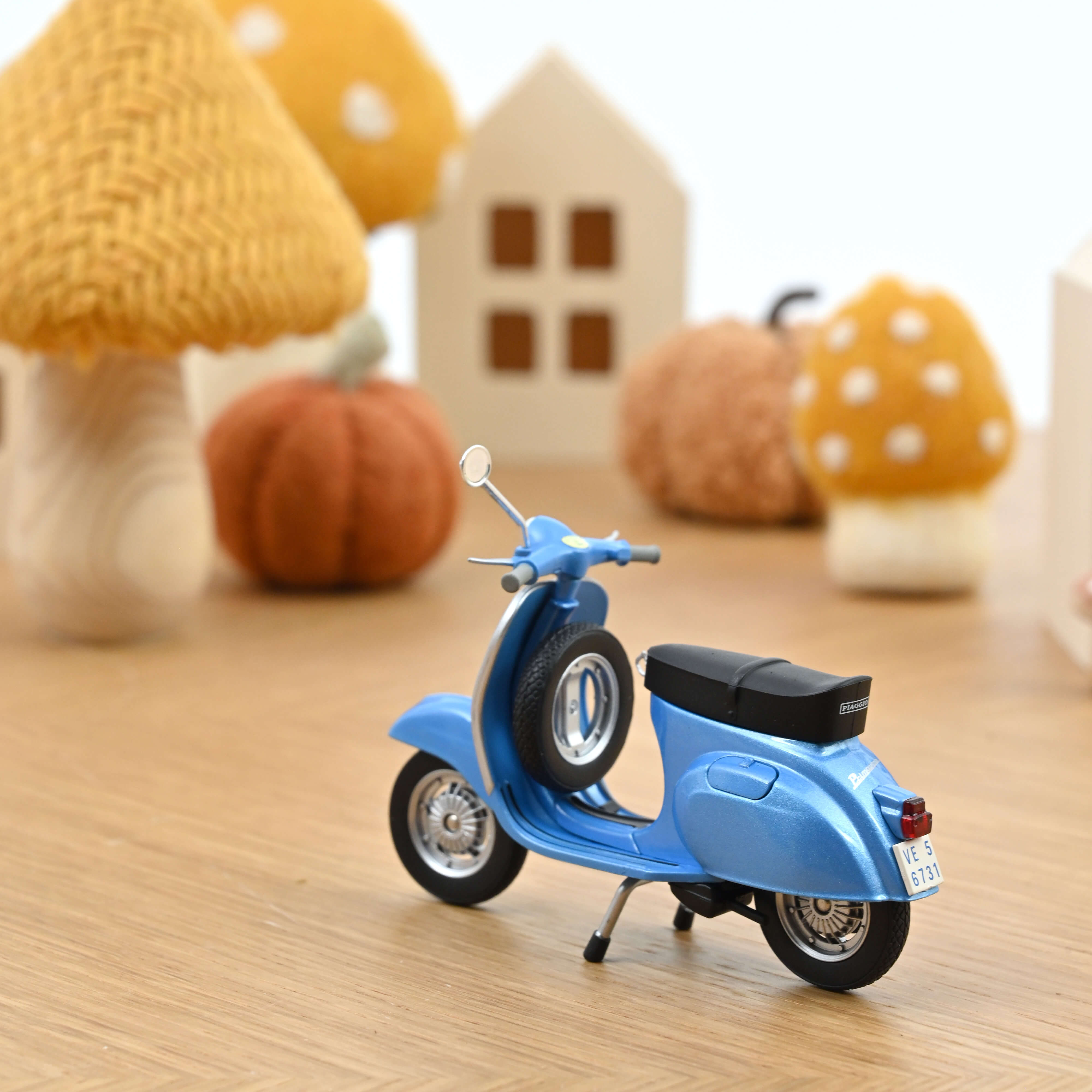 182100 Vespa 125 Primavera blau-met. (1968)