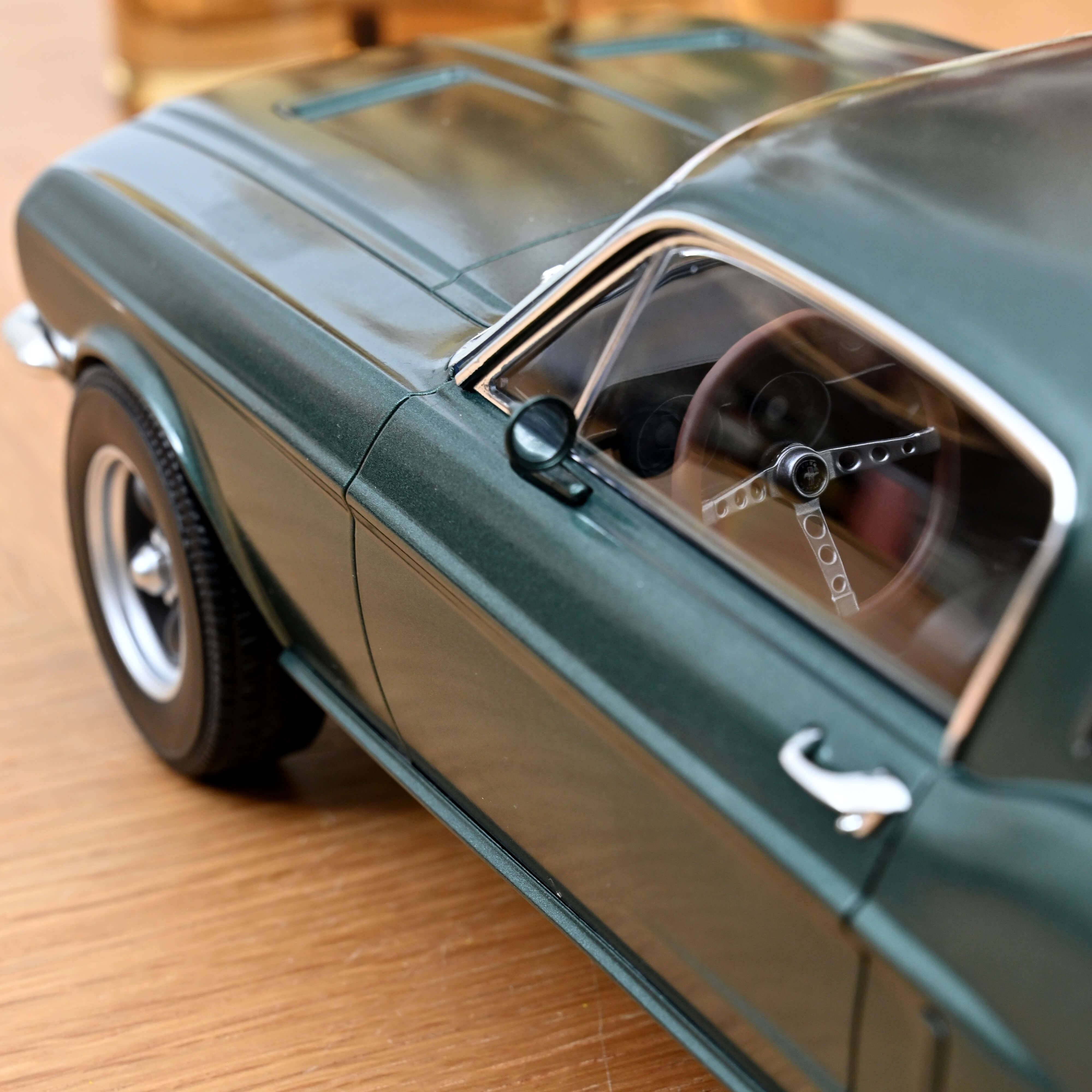 Norev 122702 Ford Mustang Fastback grün-met. 1968