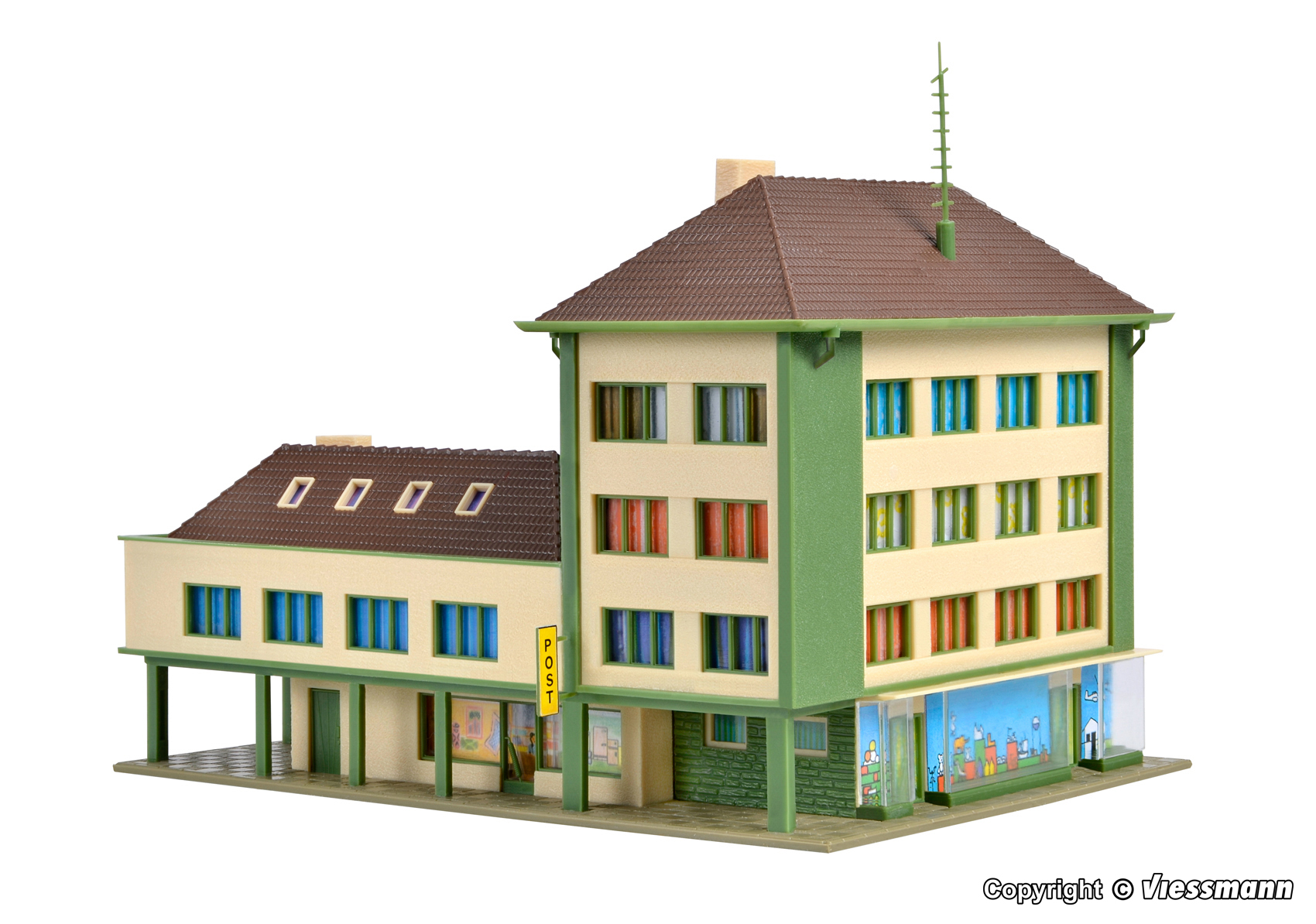 47724 Postamt mit Nebengebäude und Bushalteste