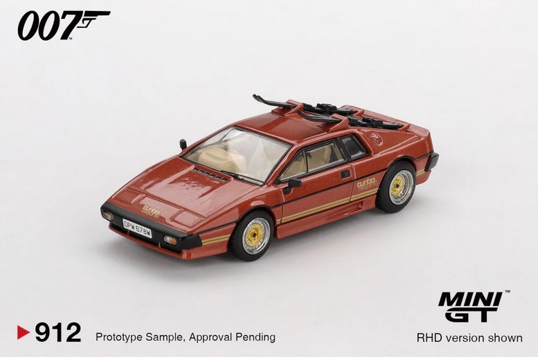 MGT00912-007E MiniGT: Lotus Esprit Turbo (GB)