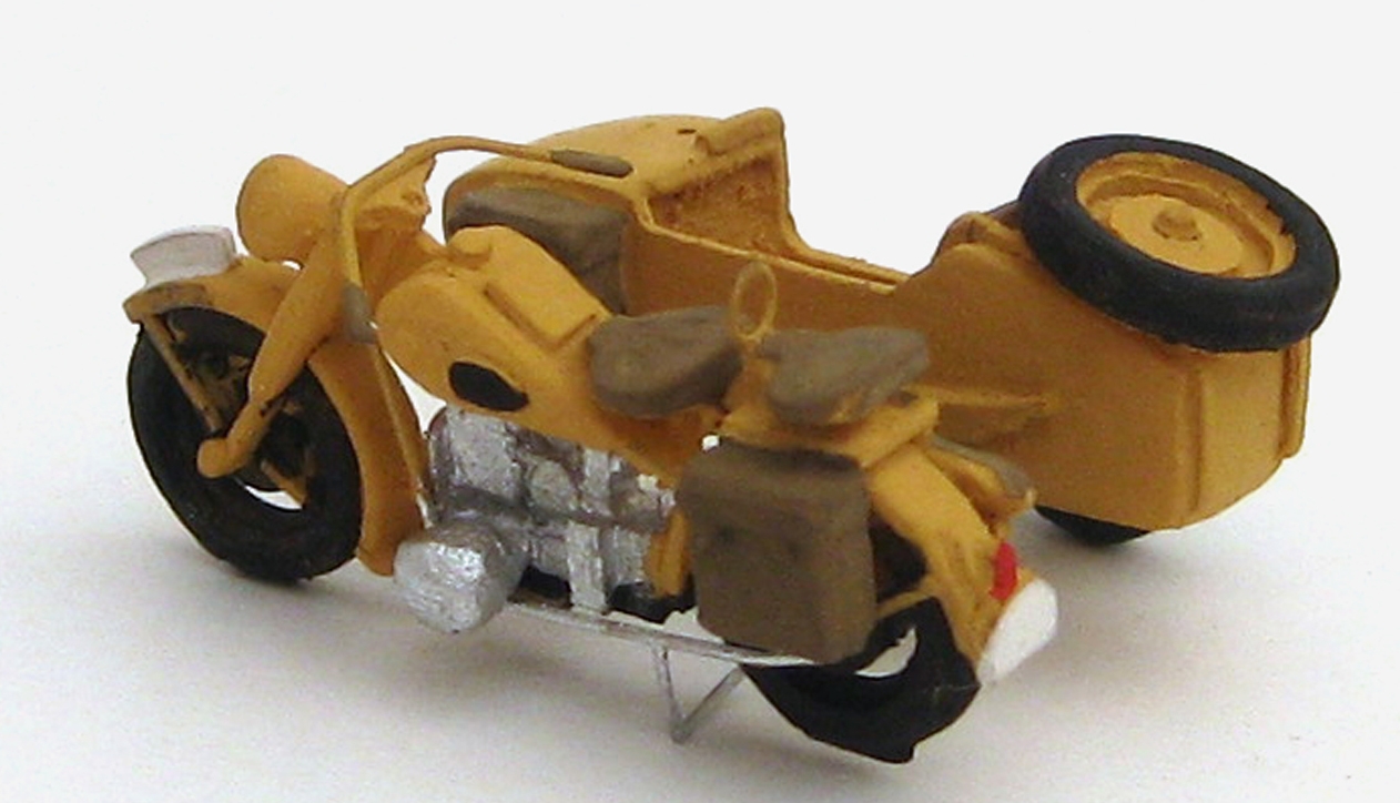 387.68 BMW R75 + Beiwagen Zivil