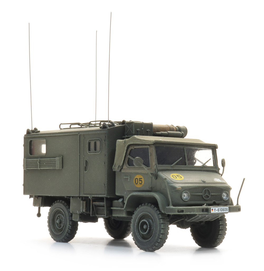 6870777 BRD Unimog 404s Funkkoffer gelboliv