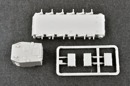 757162 KV2 mit 107 mm Zis 6
