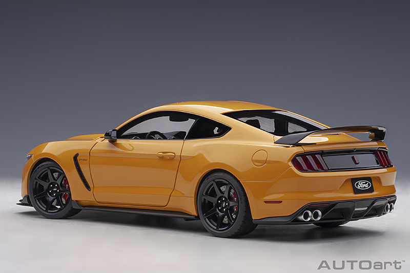 AUTOart 72929 Ford Shelby GT-350R 2017 orange
