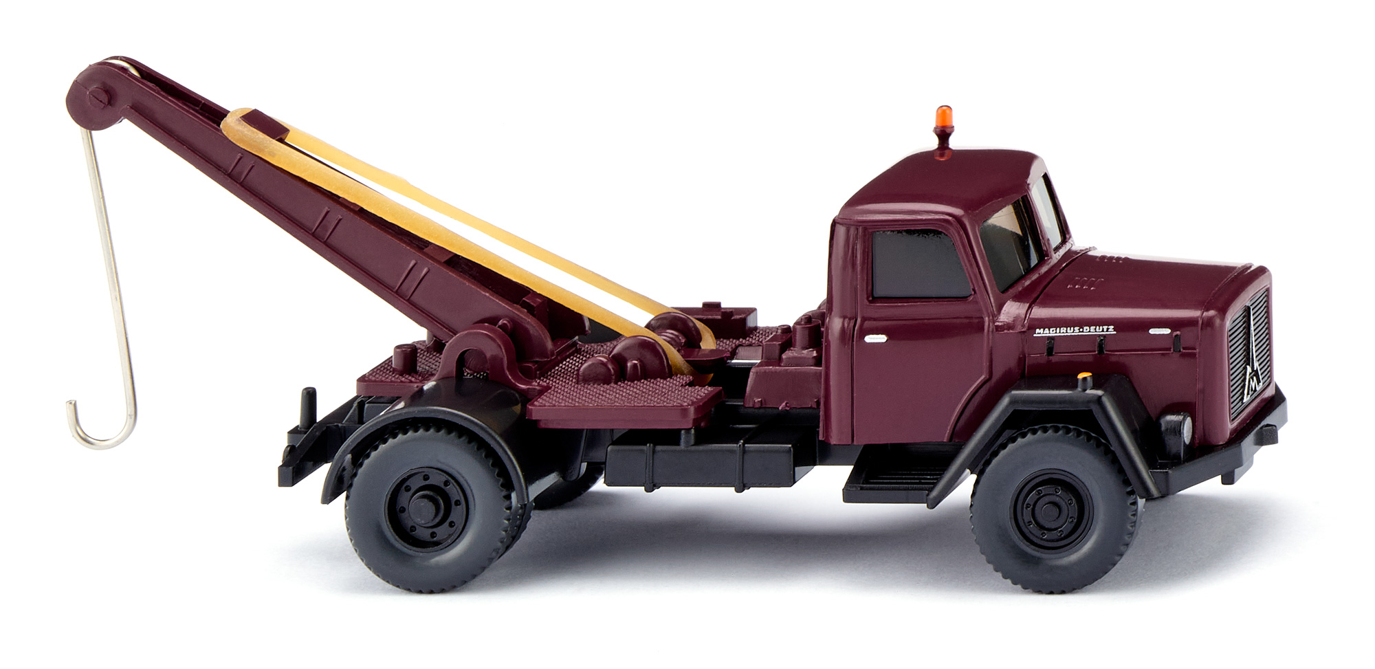 063105 Magirus Eckhauber Abschleppwg. weinrot