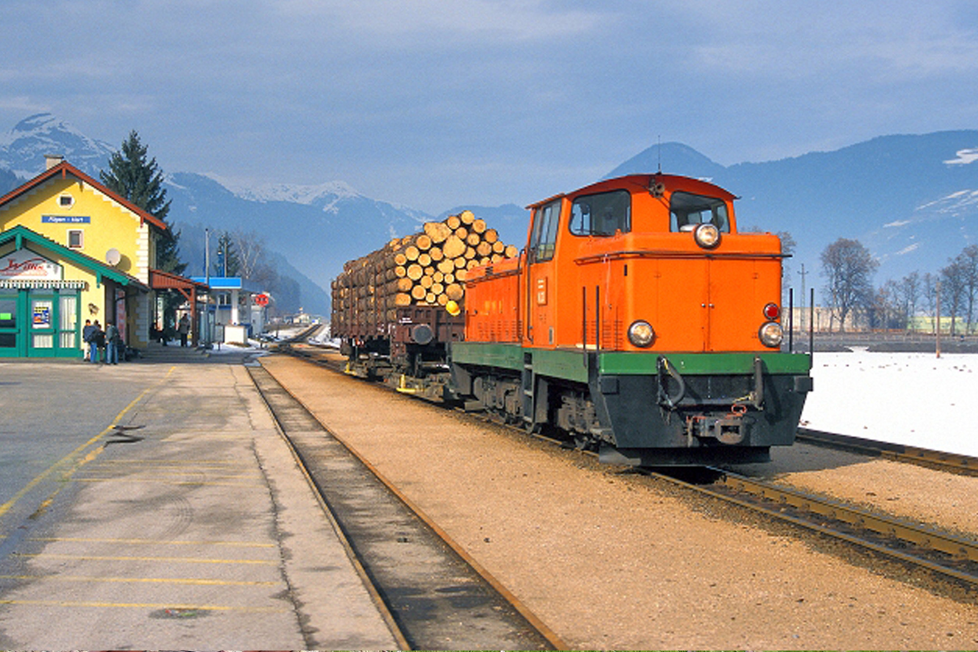 1121903 StLB VL 23 Diesellok orange Ep.5/6