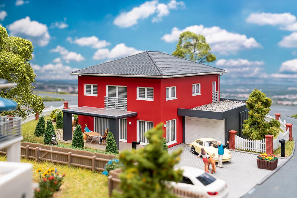 130743 WeberHaus CityLife, rot