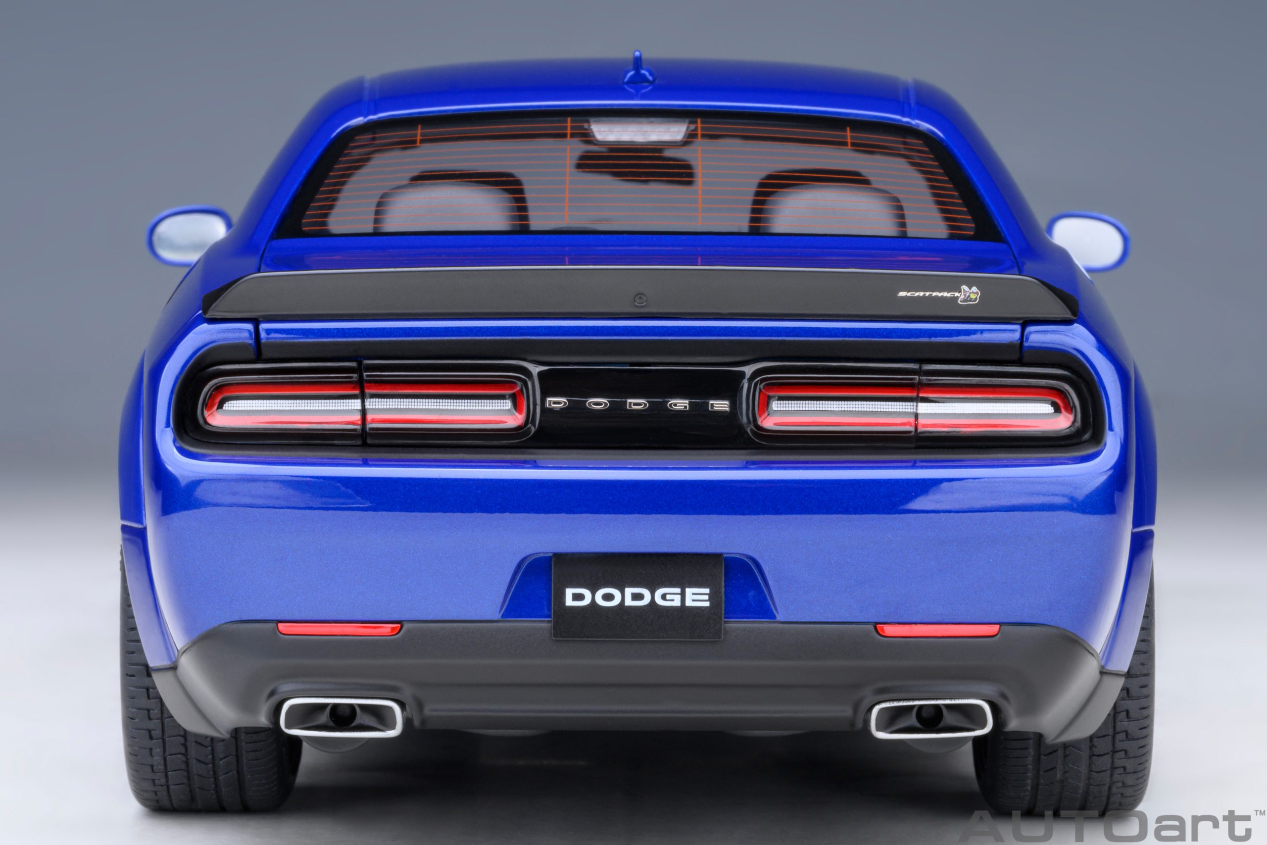 AUTOart 71772 Dodge Challenger R/T Scat Pack Widebody