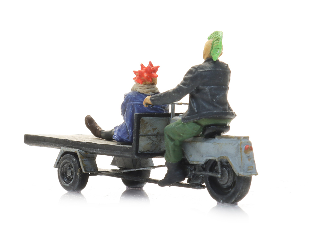 387.712 Lastenrad mit Punks