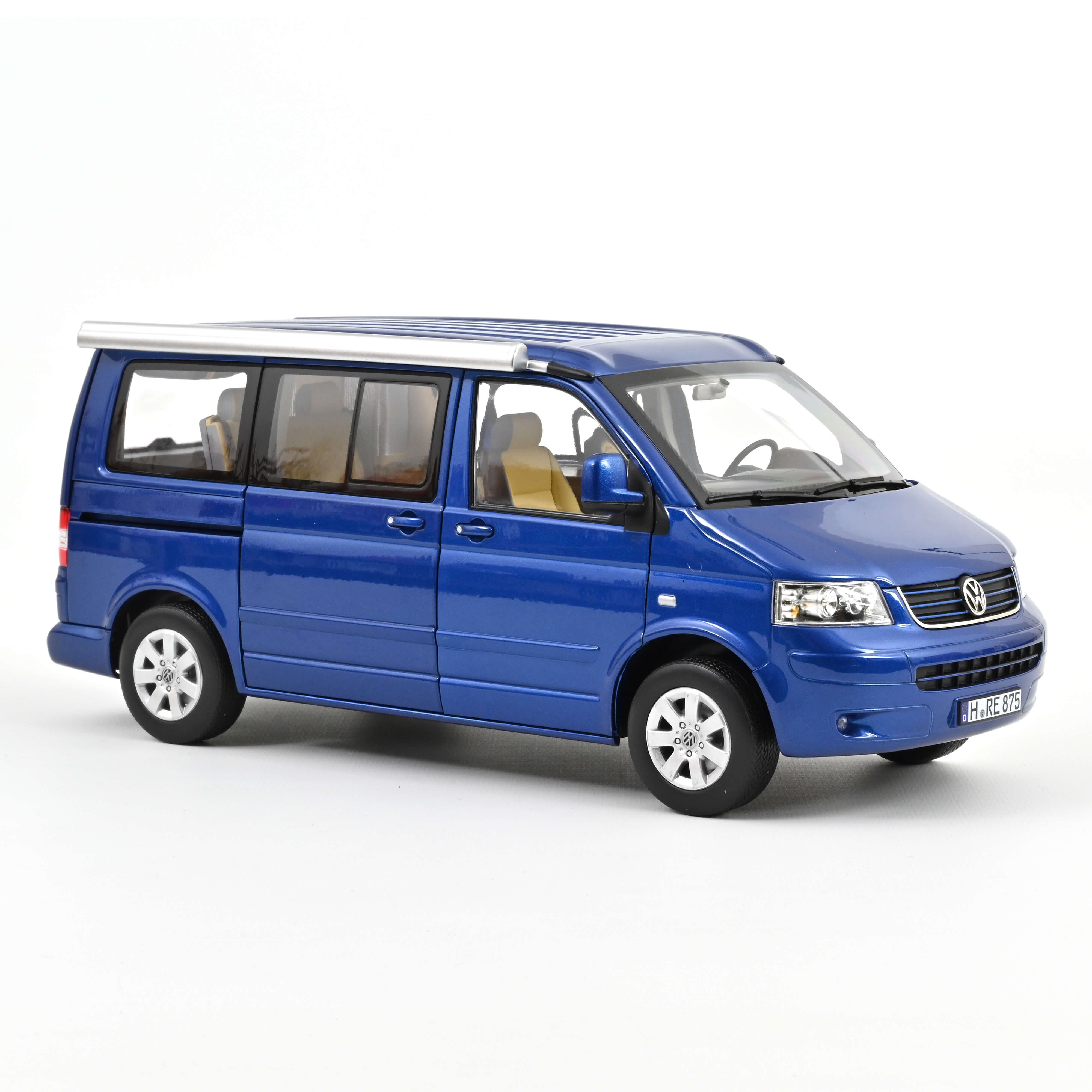 Norev 188607 VW T5 Califonia Ravenna Blue-met.