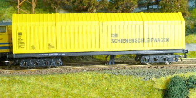 Lux 9138 Maschienenwagen mit Technik AC