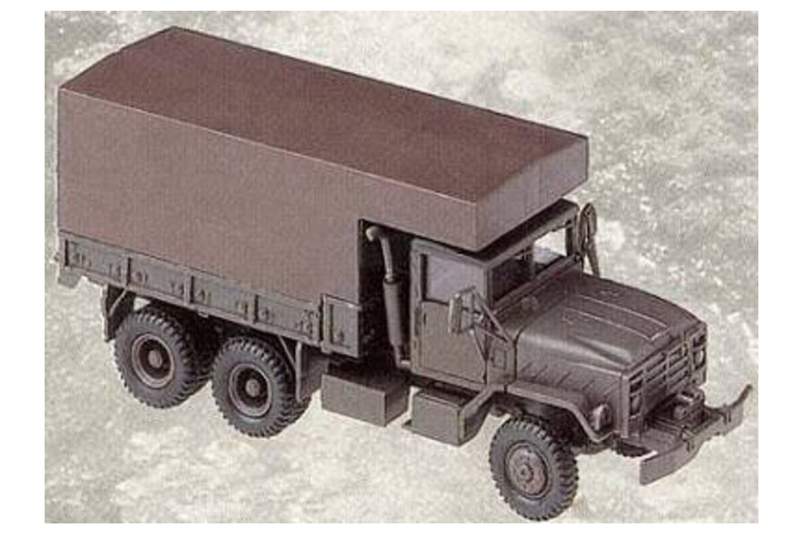 224200911 M923 mit festem Aufbau mit Überstand übe