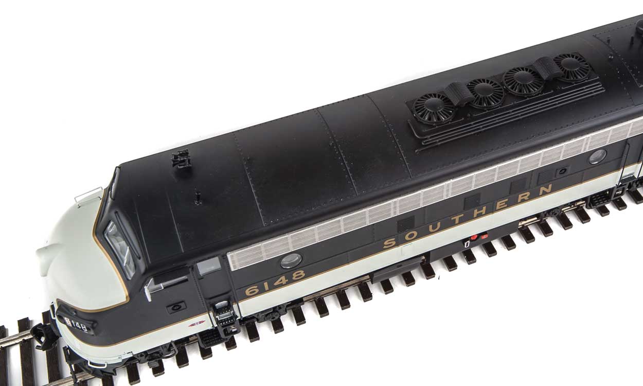 WalthersProto 49524 SOU Dieselloks FP7/FP7 #6132 6148