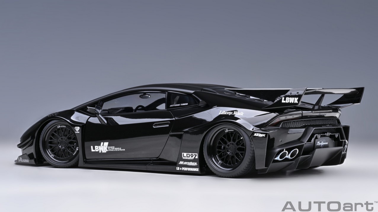 AUTOart 79129 Liberty Walk Huracan GT schwarz