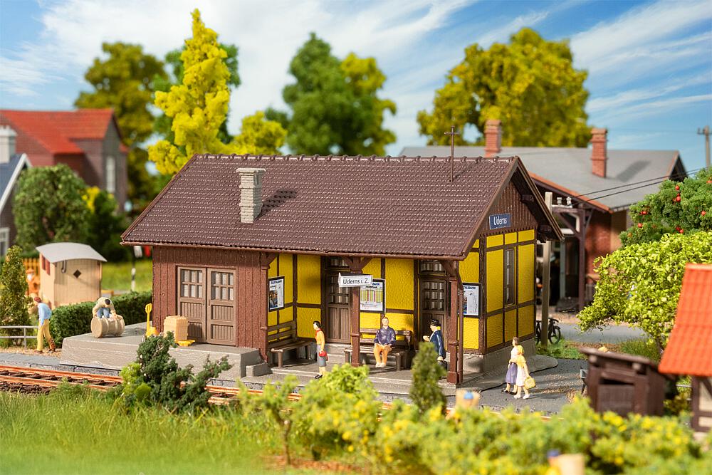 110137 Bahnhof Uderns