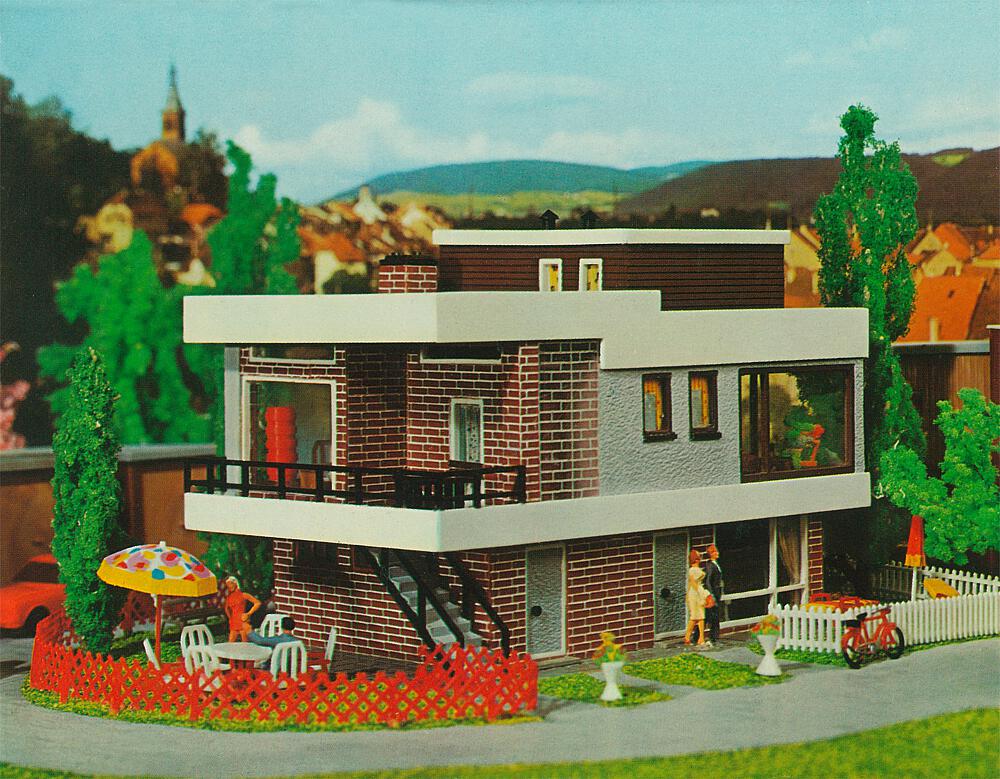 109257 Modernes Haus mit Flachdach