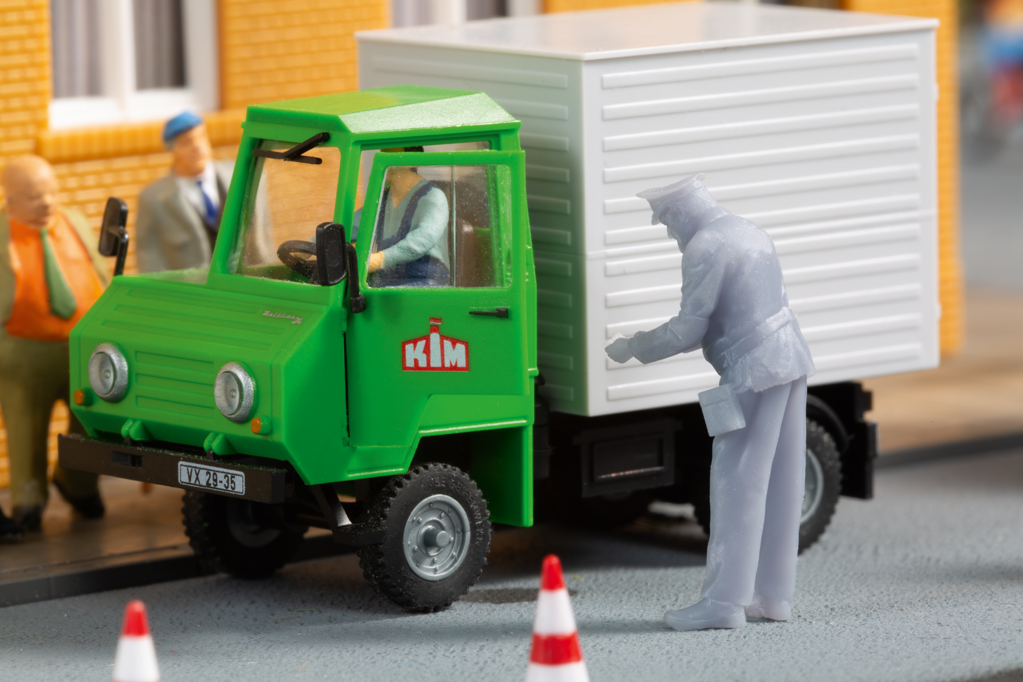 41679 Figuren Verkehrskontrolle H0