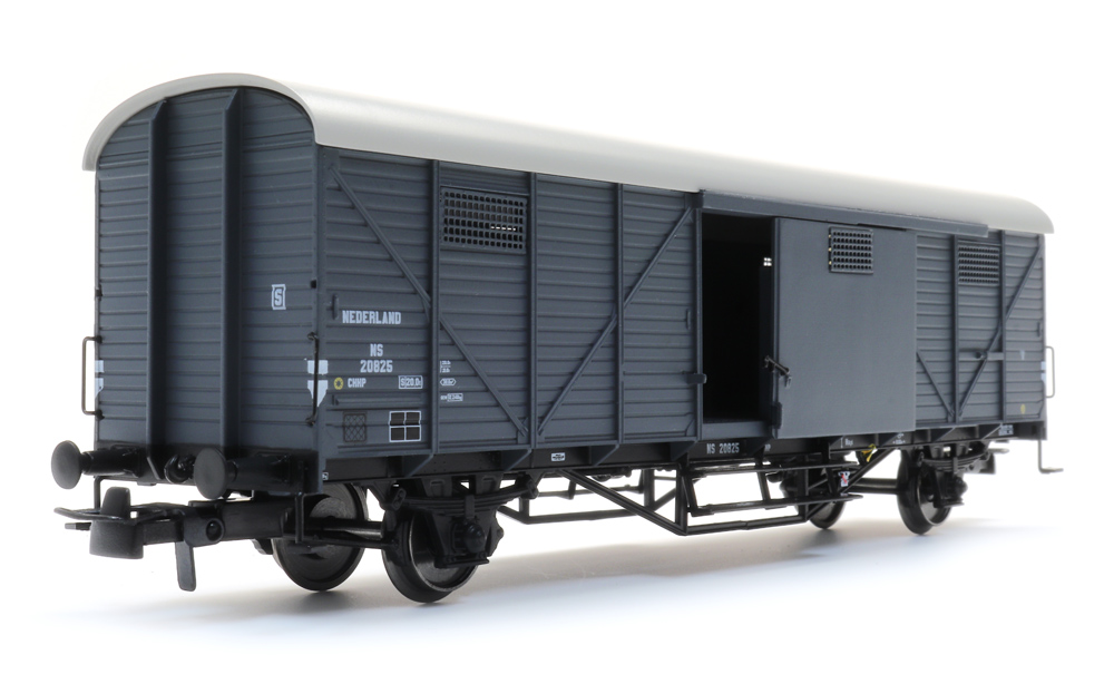 20.310.01 NS Gedeckter Güterwagen CHHP 20825 Ep.3