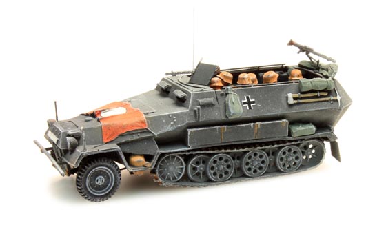 387.73-S1 WM Sd. Kfz 251/1B Fahne grau