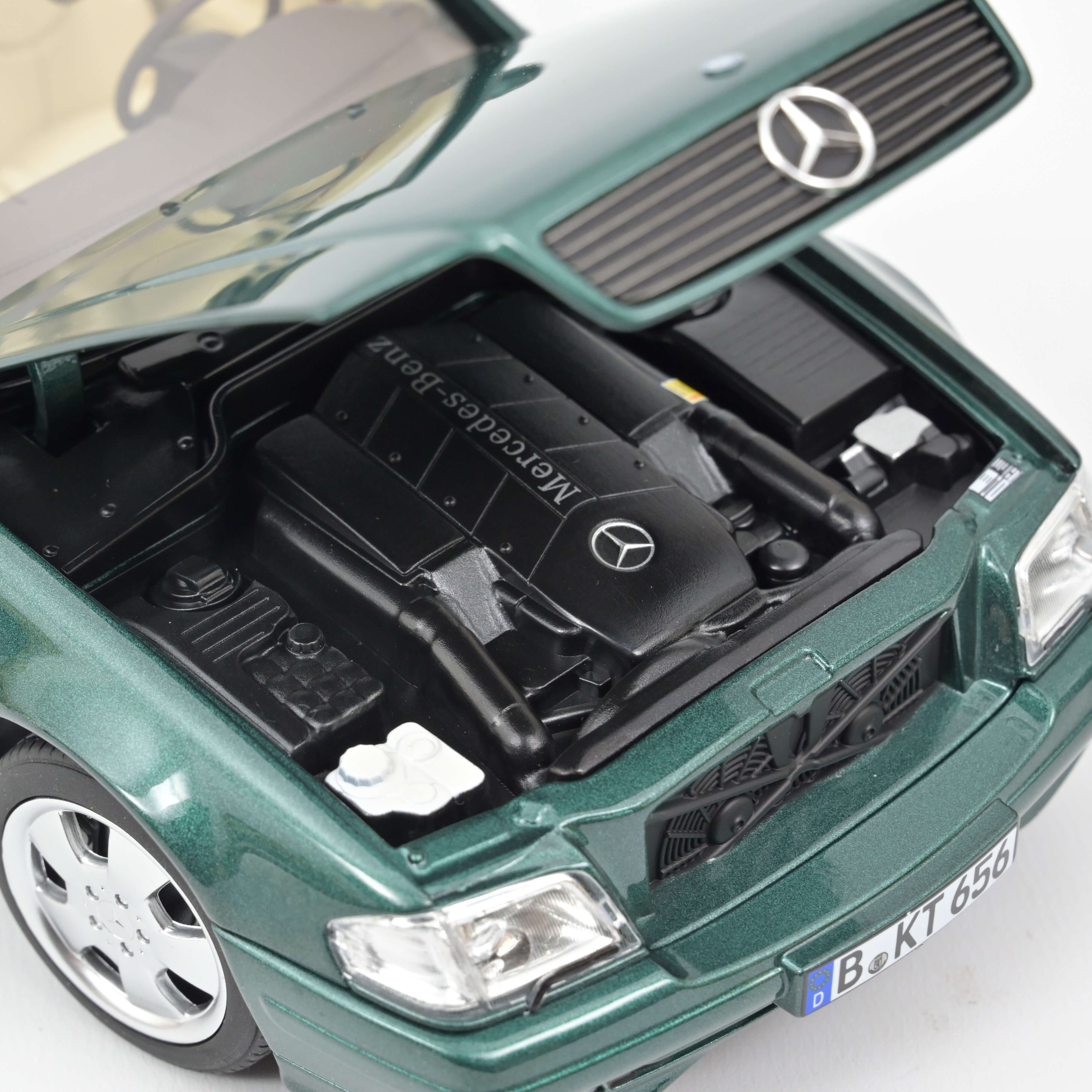 Norev 183753 MB SL500 Roadster grün-met. 1999
