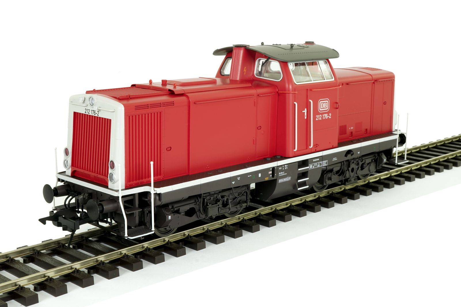 40134-13 DB Diesellok BR 212 orientrot Ep.4c