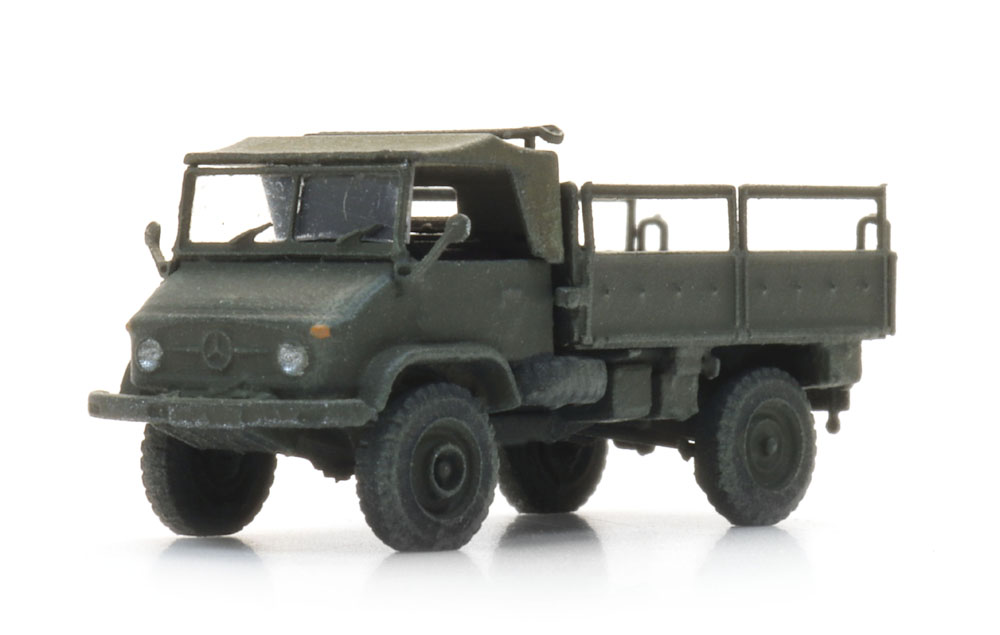 6160114 BRD Unimog 404s Pritsche offen gelboliv