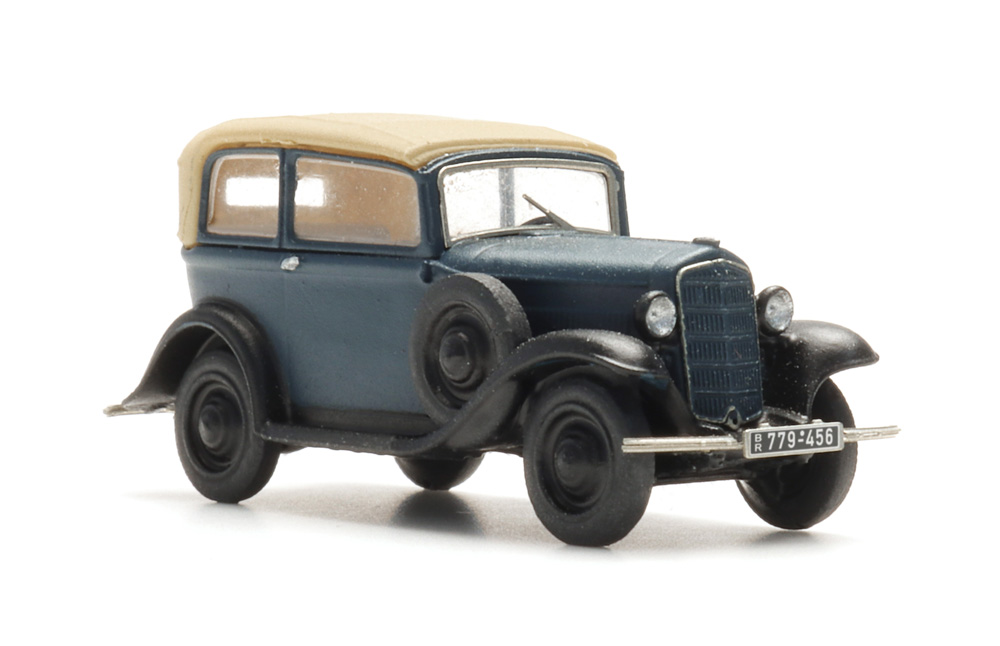 312.046 Opel P4, Dach geschlossen, blau