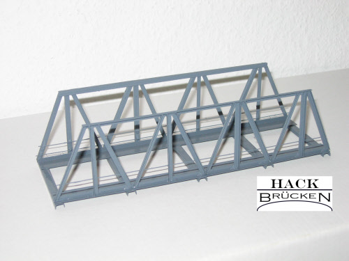 Hack V18 Vorflutbrücke 18 cm (18x5,5x4,5)