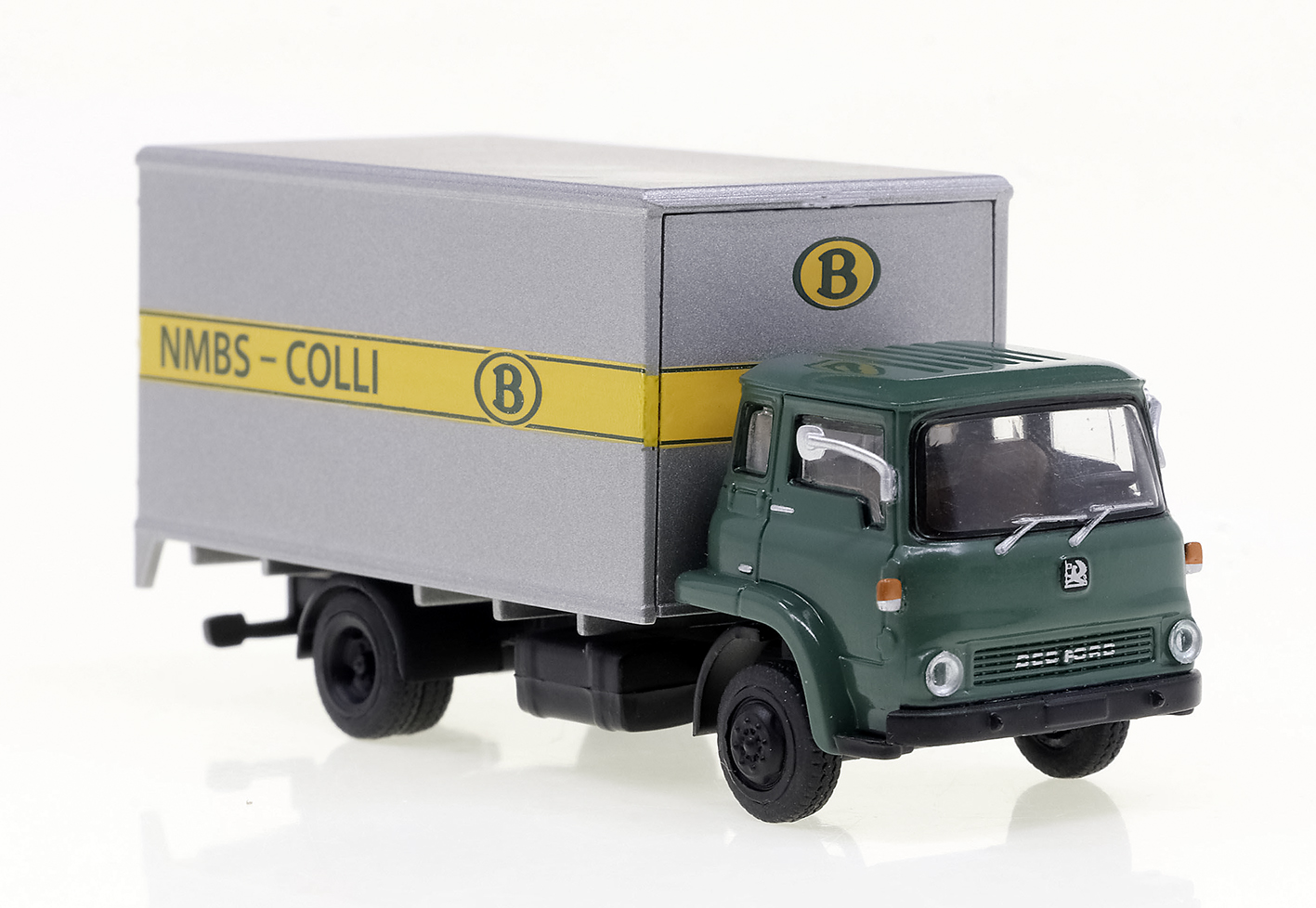35913 Bedford TK Koffer-Lkw belgische Bahn (B)