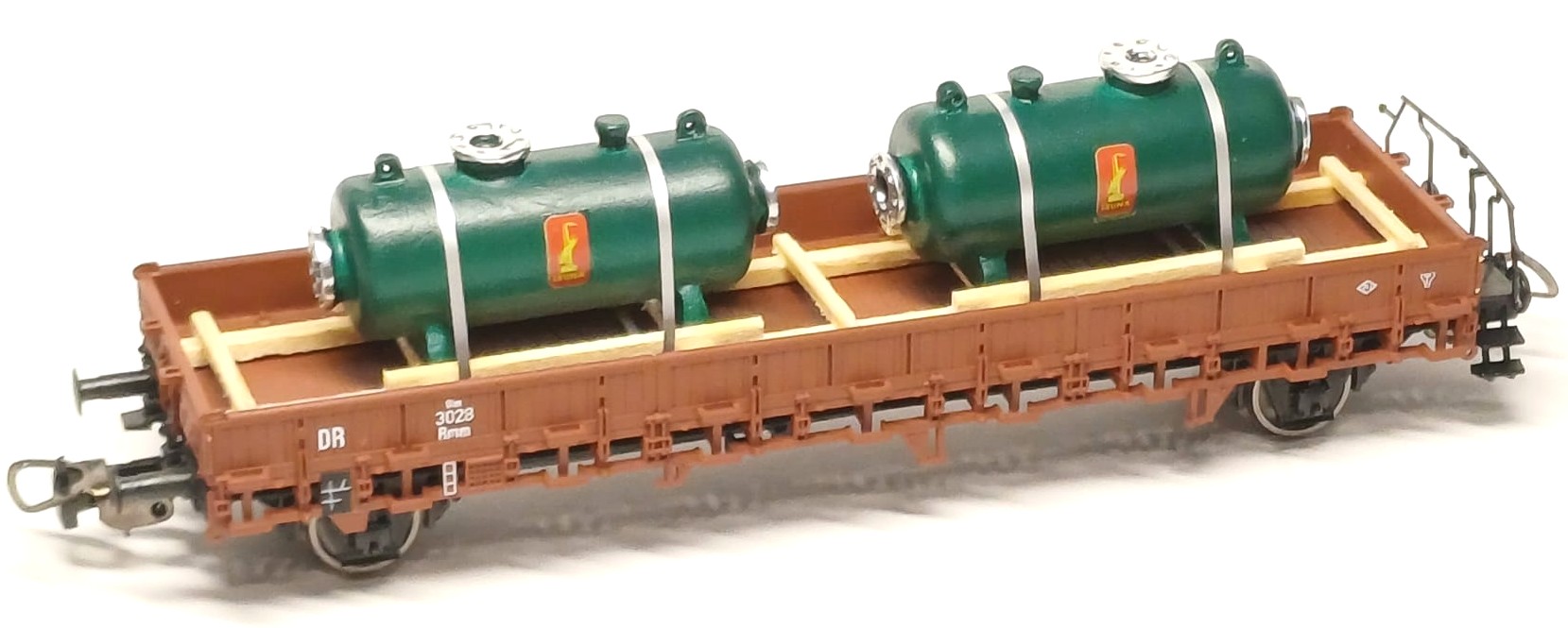 2540 Ladegut kleine Kessel L E U N A 120 mm