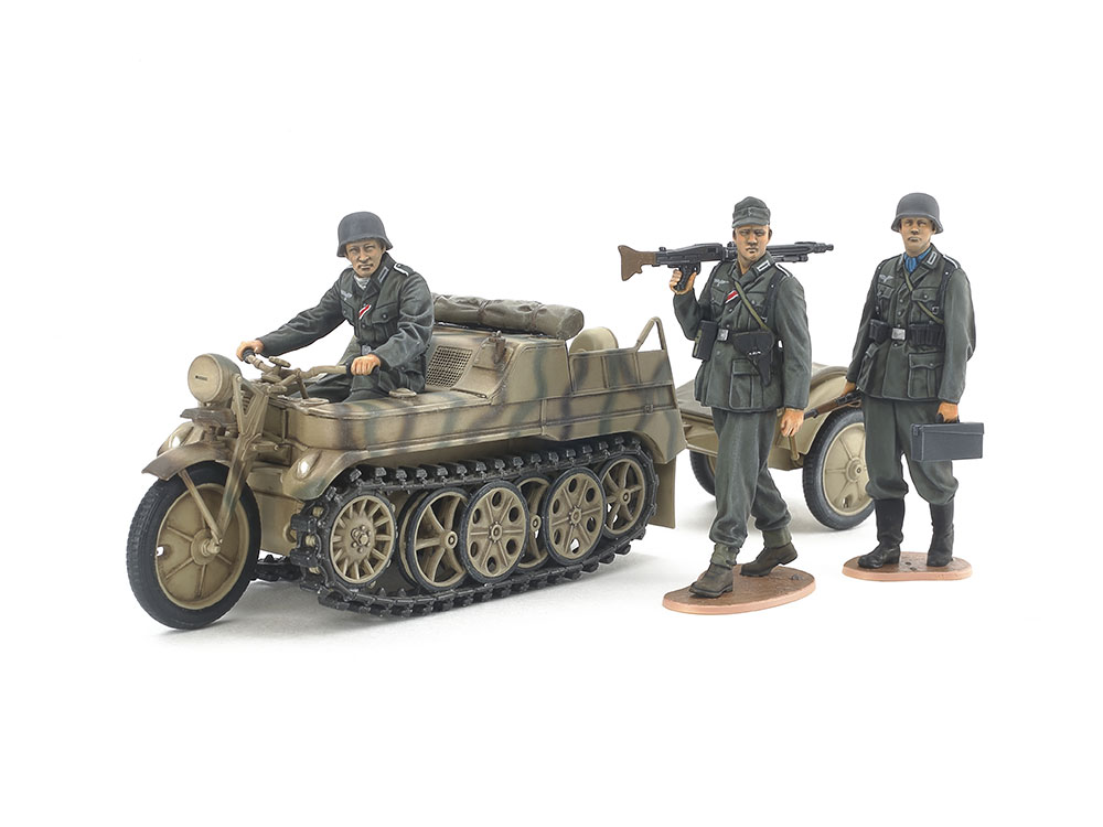 Tamiya 35377 German Sd.Kfz.2 Kettenkraftrad Mid-Prod.