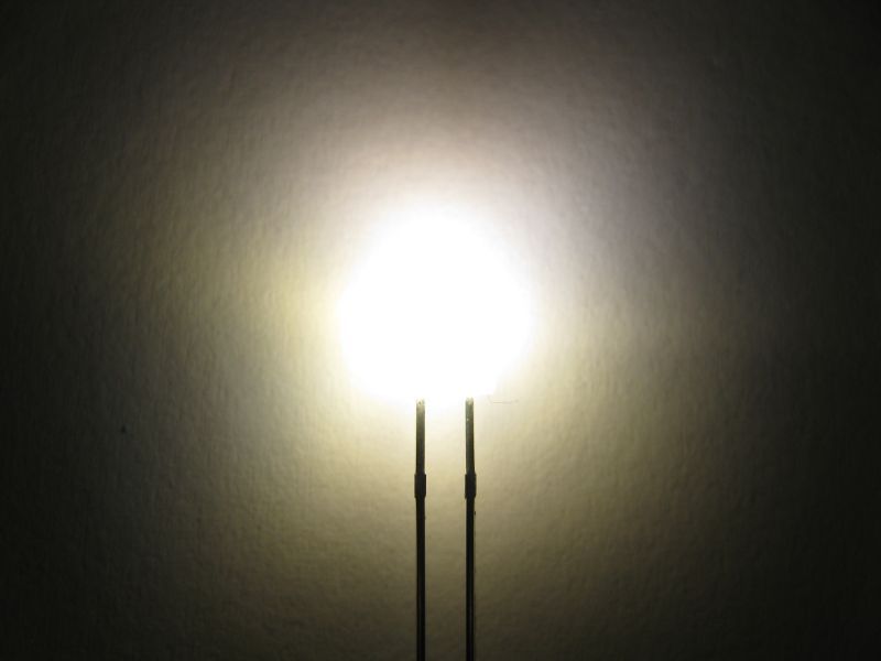 50801 Tower LED lang 2mm warmweiß diffus blin
