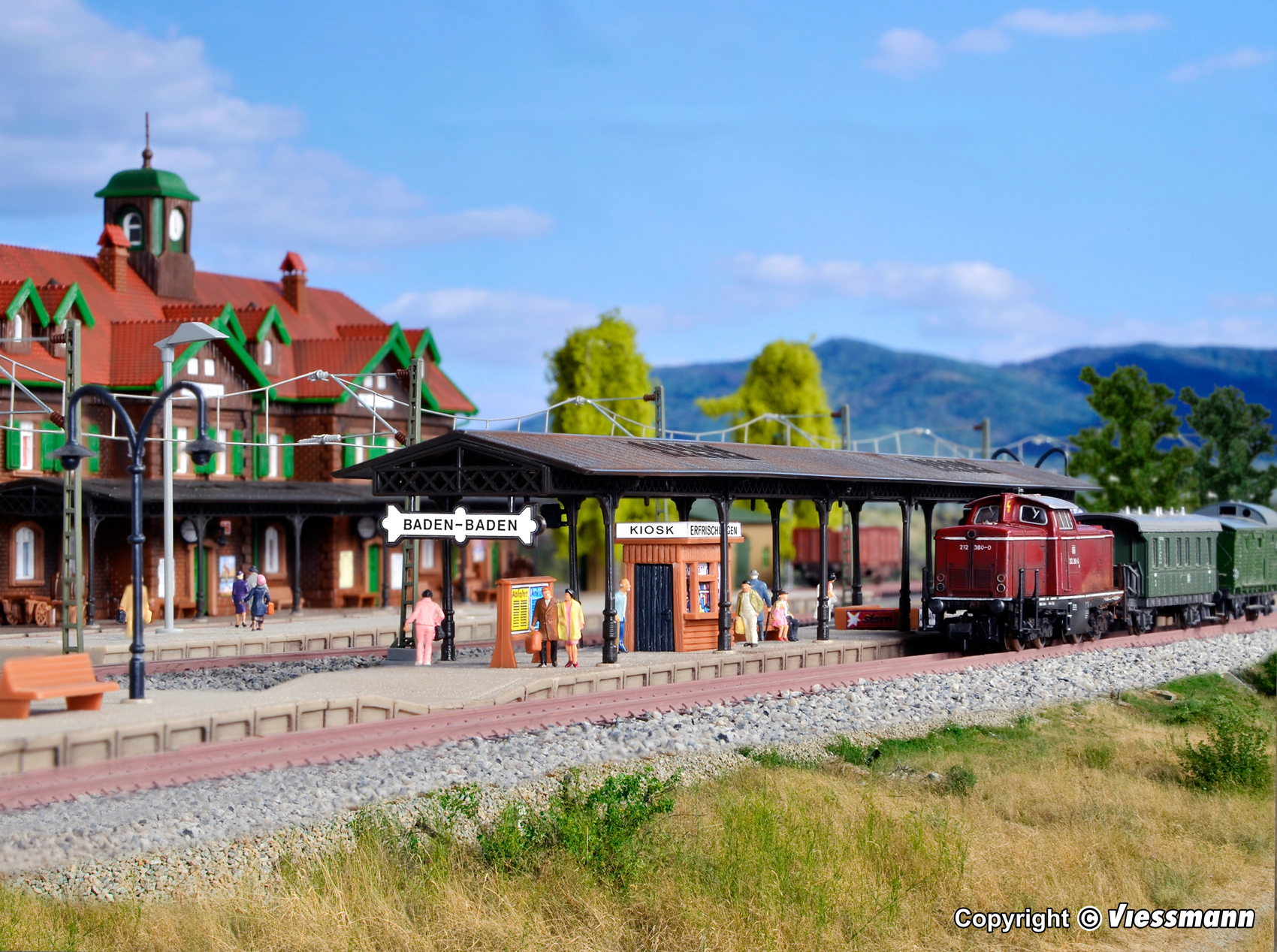 47504 Bahnsteig Baden-Baden 7-tlg