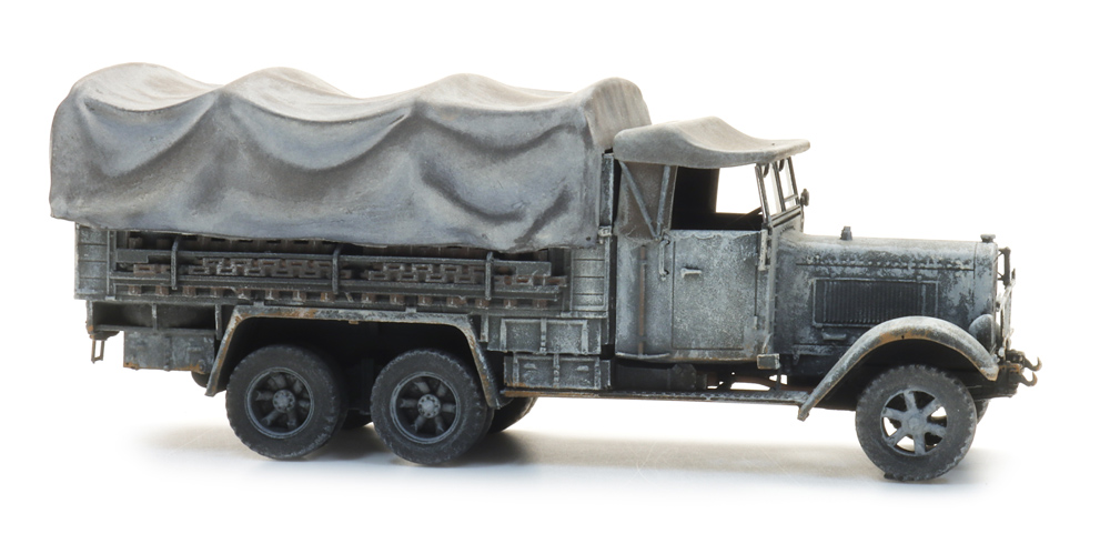 1870219 WM Henschel 33D1 cargo