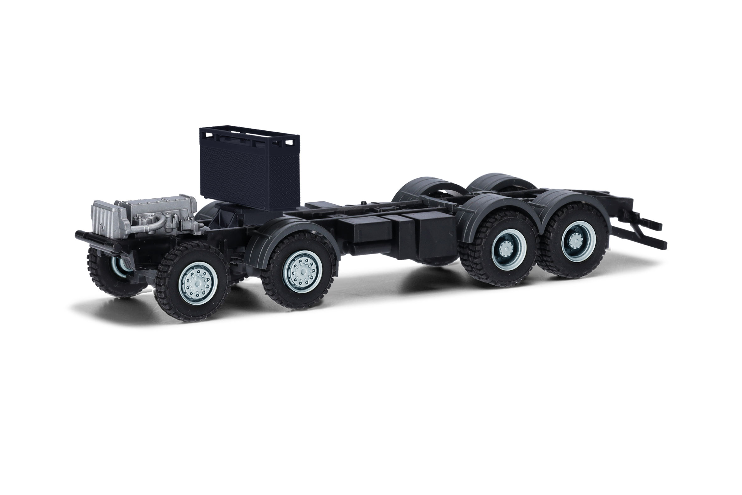 085915 Fahrgestell: 4a (8x8) Iveco Trakker