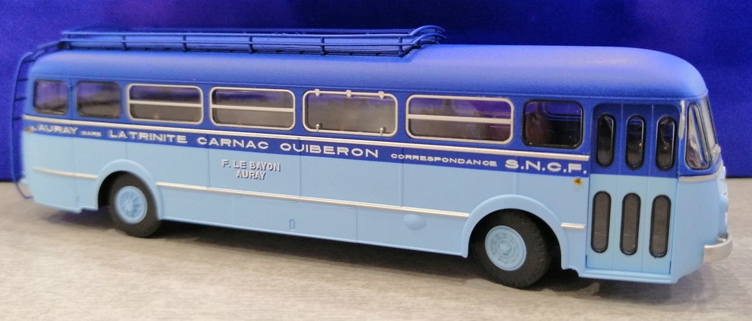 CB-130 Renault R4190 SNCF / Le Bayon Auray